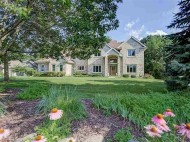 5619 Cobblestone Ln