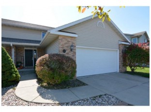 1022 S Perry Pky Oregon, WI 53575
