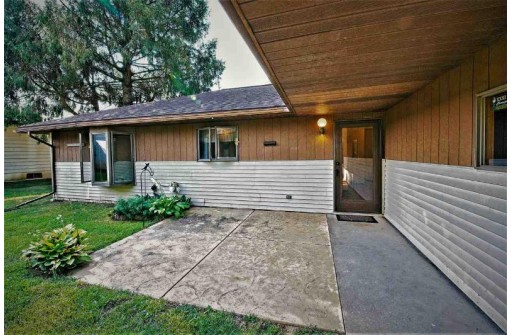 S3065 County Road Bd, Baraboo, WI 53913