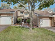 303 Castle Oaks Crossing