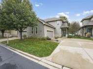 1622 Pond View Ct