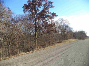 1 AC Larson Rd