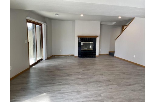 N6750 Clubhouse Dr, Elkhorn, WI 53121