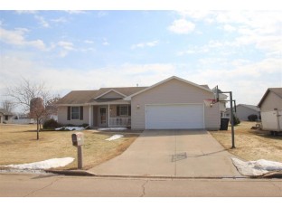 1198 Edgeview Dr Janesville, WI 53545