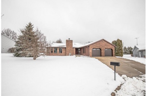 3016 6th Ave, Monroe, WI 53566