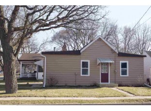 7447 North Ave Middleton, WI 53562