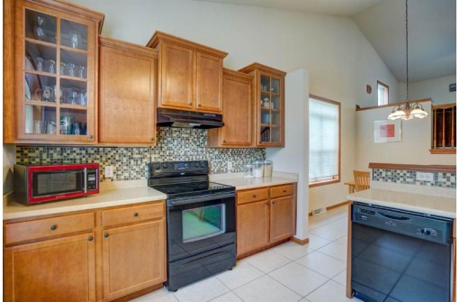 4137 Westerfield Ln, Madison, WI 53704