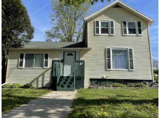 226 1st Ave Baraboo, WI 53913