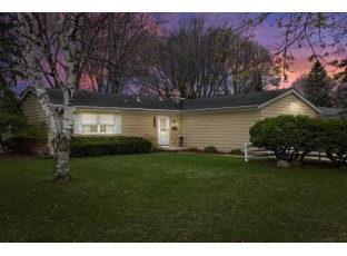 2414 Jonquil Rd Madison, WI 53711