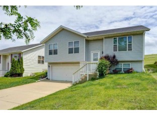 5320 Park Meadow Dr Madison, WI 53704