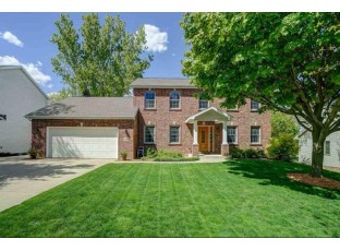 7330 Countrywood Ln Madison, WI 53719