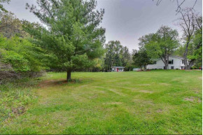 6.86 ACRES W Brown Deer Ln