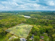 3.47 ACRES W Brown Deer Ln