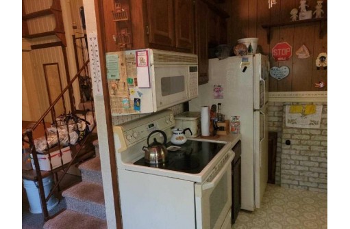 945 Fountain St, Mineral Point, WI 53565