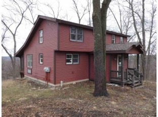 8202 Valley View Rd Mount Hope, WI 53816