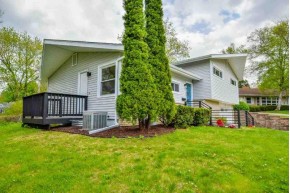 3 Oconto Cir