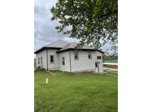 7846 Shady Dell Rd Mount Hope, WI 53816