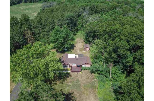 N3195 Townline Ll, Mauston, WI 53948