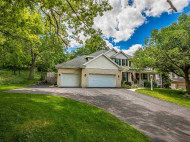 108 Oak Tree Dr