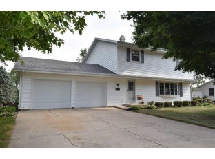 1918 River View Dr Janesville, WI 53546