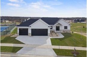 6258 Fountainhead Cir