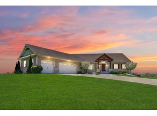 357 Perry Center Rd Mount Horeb, WI 53572