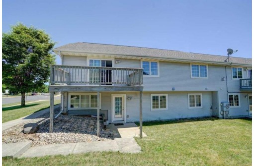 707 Cork Crossing, Cottage Grove, WI 53527