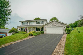 6 Taunton Cir