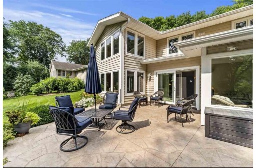413 Valley Rd, Madison, WI 53714