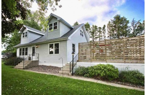4518 W County Road A, Janesville, WI 53548