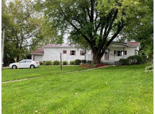 128 7th St Mineral Point, WI 53565