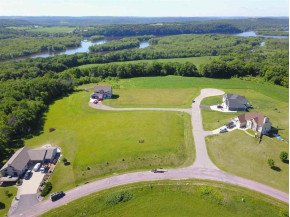 N4524 Prairie Knoll Cir