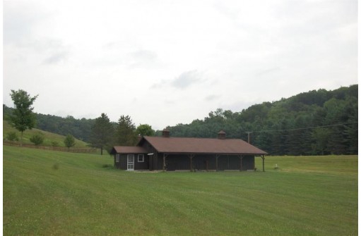 S10475 County Road G, Spring Green, WI 53588