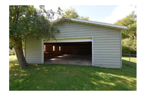 1208 Droster Rd, Madison, WI 53716