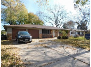 385 S Woodland Dr Whitewater, WI 53190