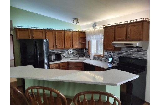 W11253 County Road D, Columbus, WI 53925