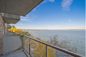 3100 Lake Mendota Dr 605