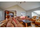 1407 Dover Dr, Waunakee, WI 53597