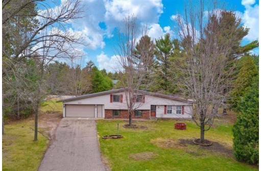 2820 Hobnail Ct, Wisconsin Rapids, WI 54494