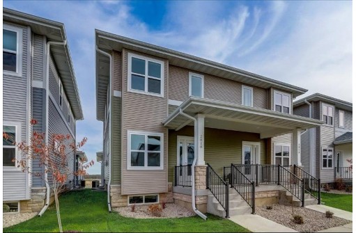 2818 Frisee Dr, Fitchburg, WI 53711