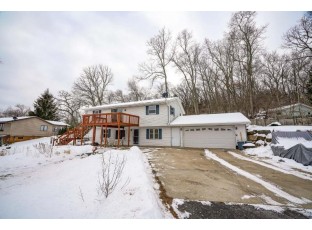 W7387 Patchin Rd Pardeeville, WI 53954