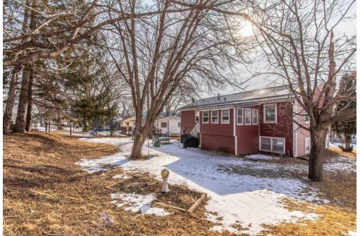 790 W Parkview Dr, Richland Center, WI 53581