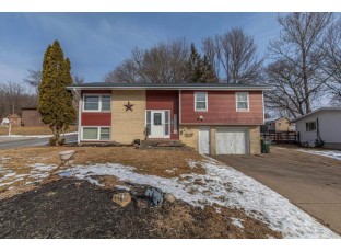 790 W Parkview Dr Richland Center, WI 53581