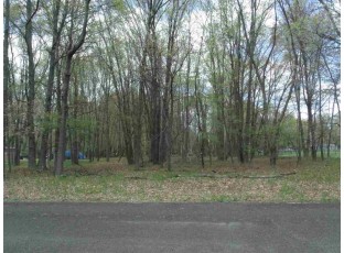 L24 Huron Bay Dr Montello, WI 53949