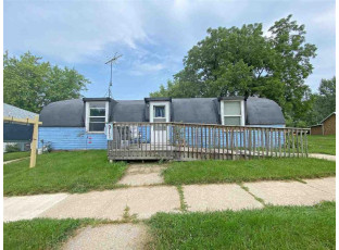 911 17th St Monroe, WI 53566