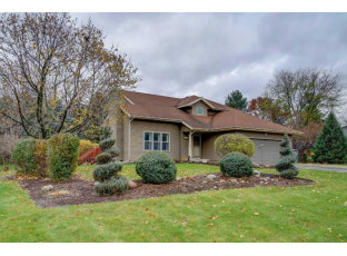 6683 Forest Park Dr DeForest, WI 53532