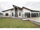 3815 White Pine Dr, Janesville, WI 53545