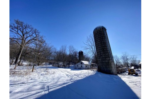 N9266 Hwy 69, New Glarus, WI 53574