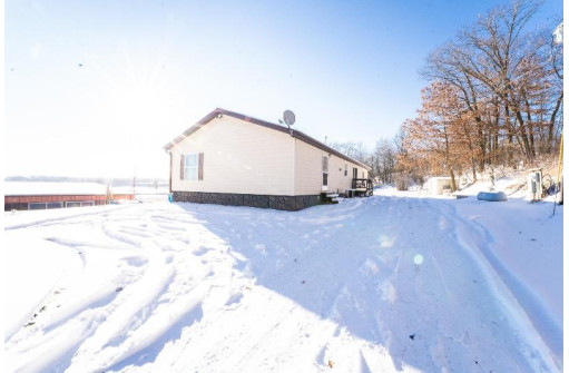 S5736 County Road T, Viroqua, WI 54665