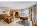 110A Thomas Pl, Arena, WI 53503